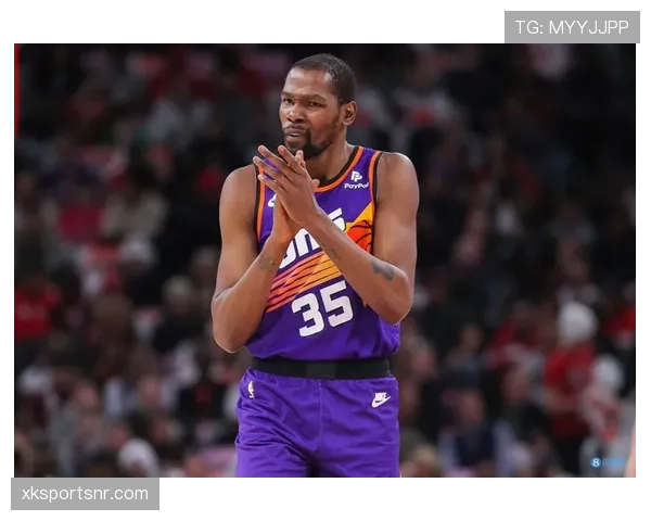 拉贾·朗多无球跑动提升持球组织效率，区别于传统控卫打法